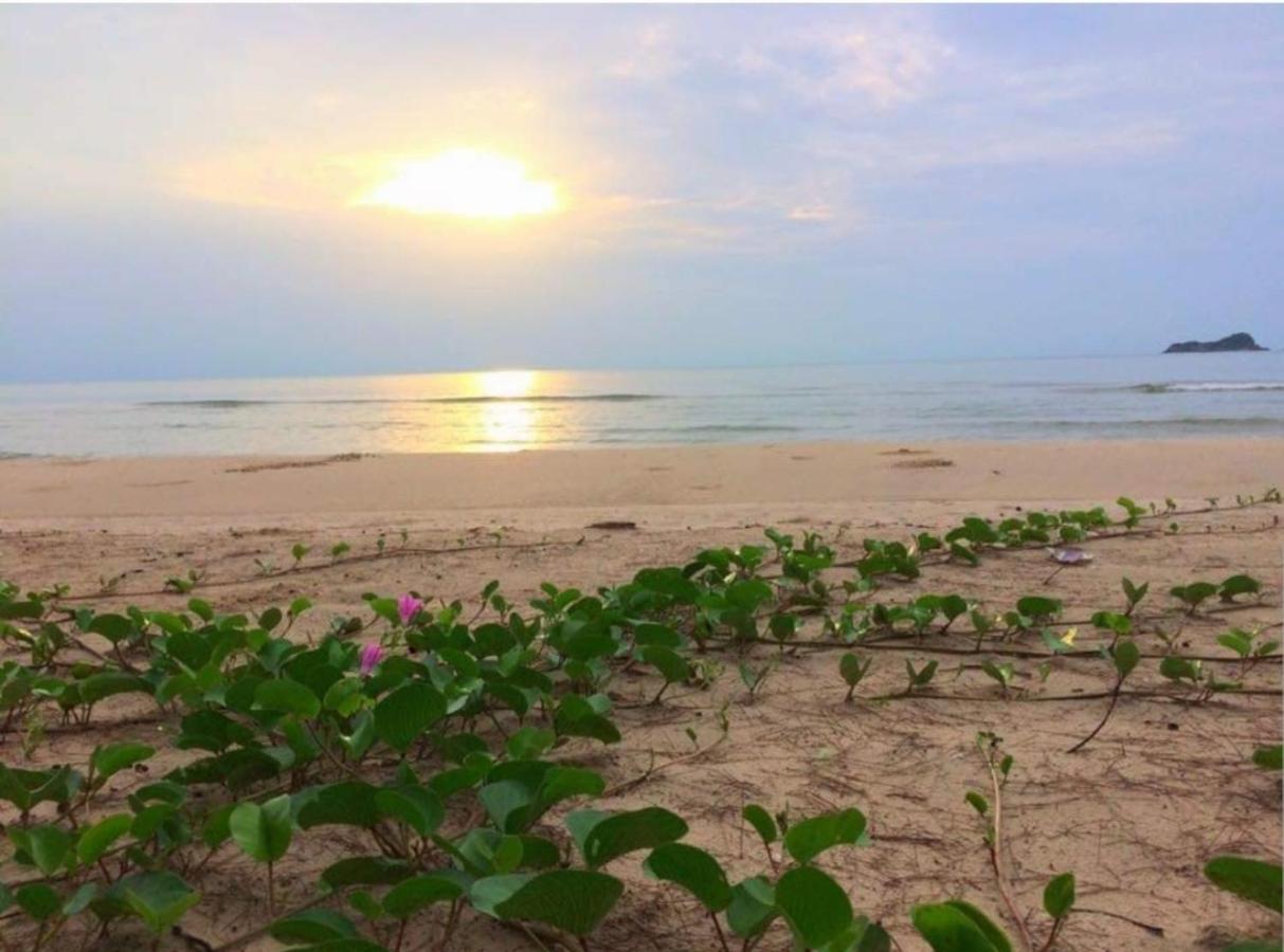 Khaotao Homestay เขาเต่าโฮมสเตย์ Екстериор снимка
